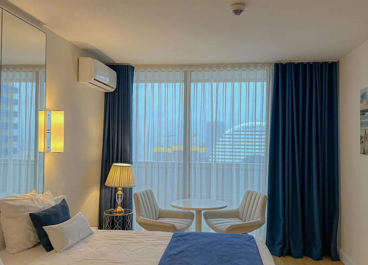 Luxury Batumi Hotel 5*,  Gruzie