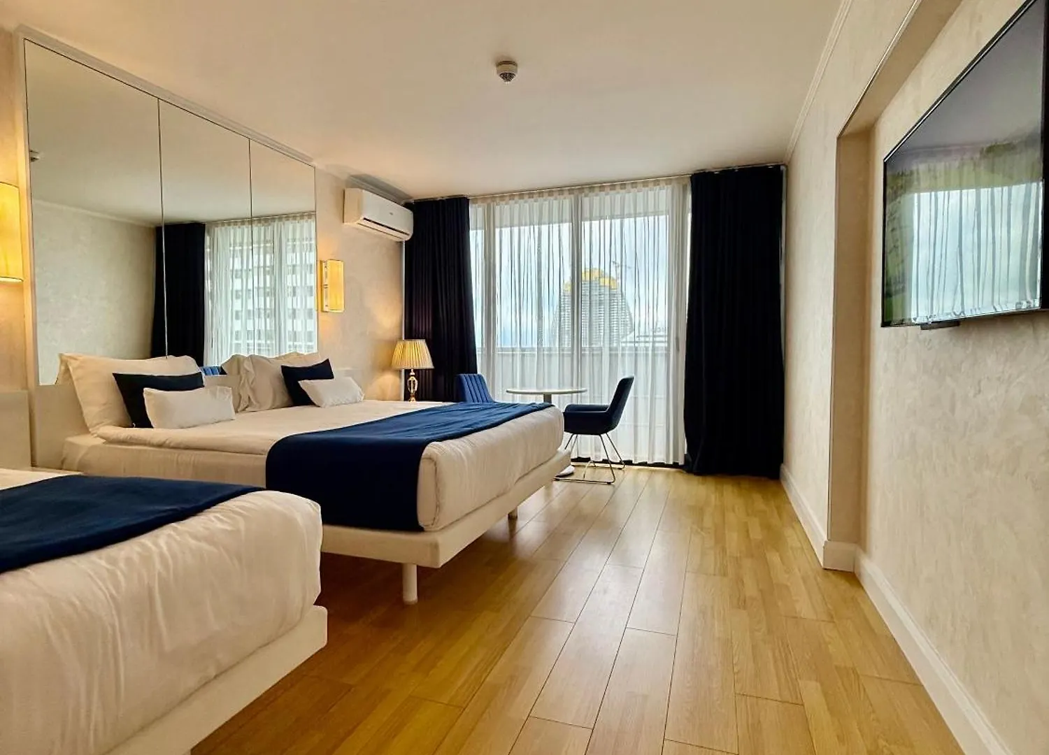 *****  Luxury Batumi Hotel Gruzie